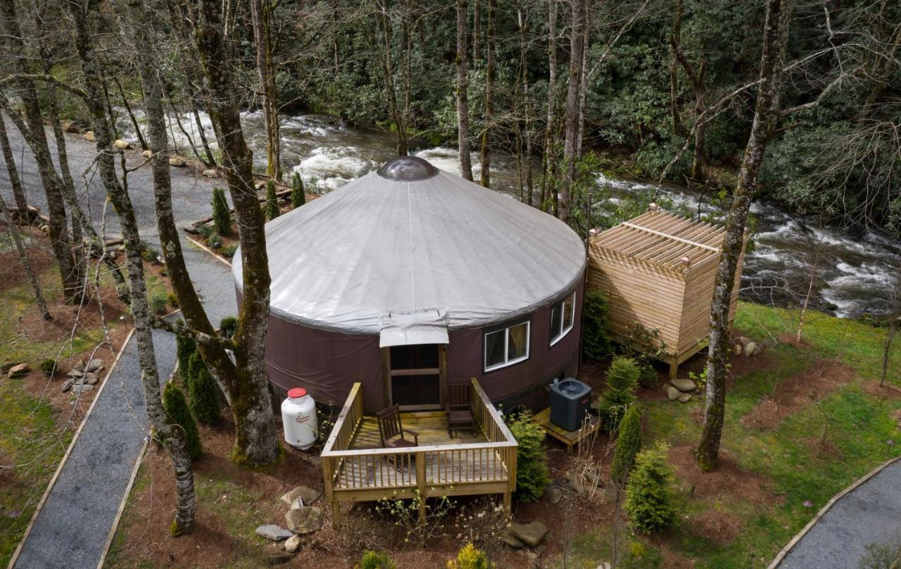 Topton Tranquil Haven Luxy Yurt - Creekside Glamping With Private Hot Tubヴィラ エクステリア 写真